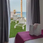 Flamingo Mate Отель