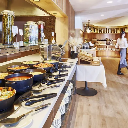 Flamingo Mate Costa Adeje (Tenerife)