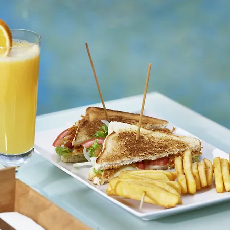 Flamingo Mate Отель