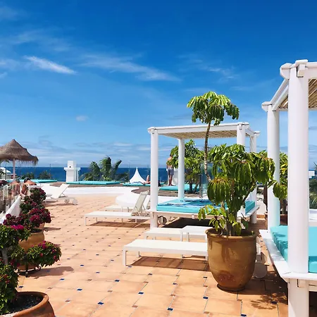 Flamingo Mate Отель 4*