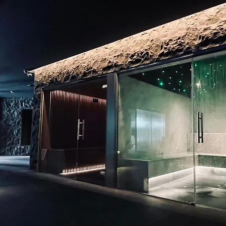 Flamingo Mate Отель 4*